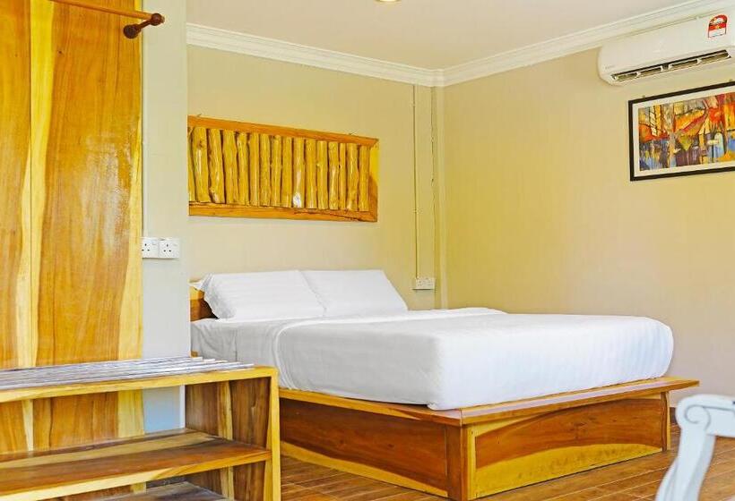 فندق Capital O 90557 Dedsaan Beach Village