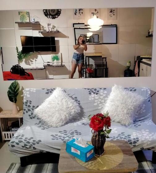 هتل کپسول Miestee S Place