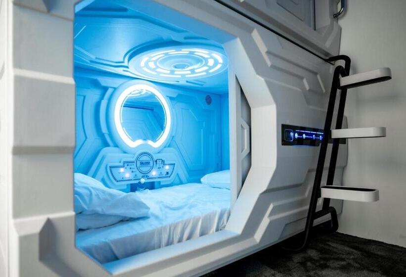 فنادق الكبسولة Norvinton