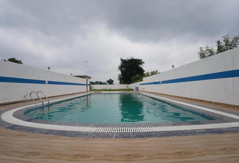 فندق Farm Green View Resort