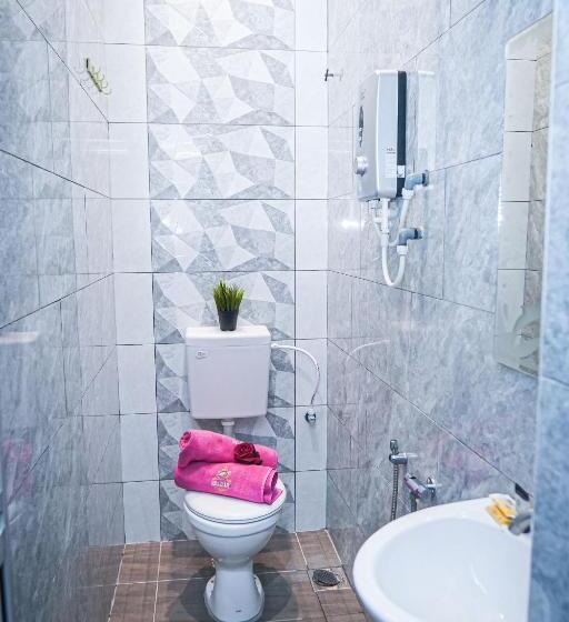 בית מלון כפרי Ghazrins Desaru