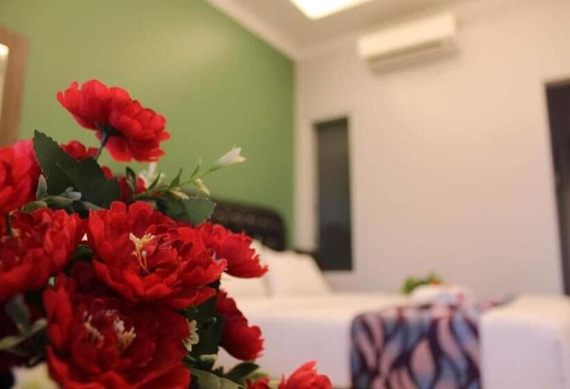 فندق Ghazrins Desaru