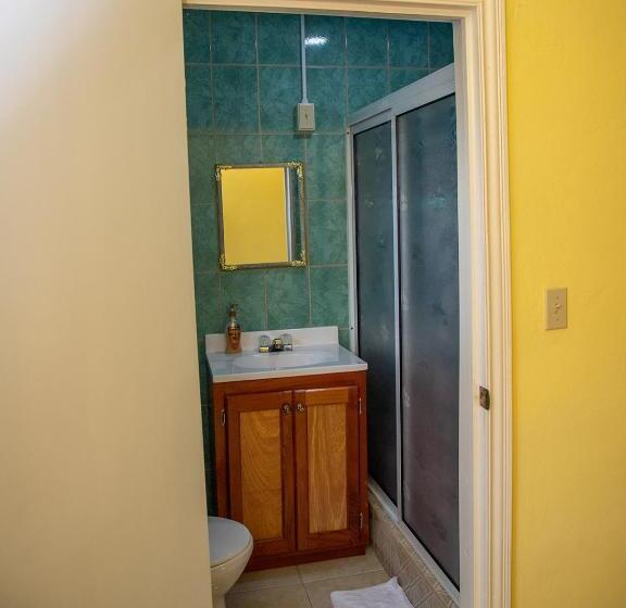 בית מלון כפרי La Cascada At Good Stays