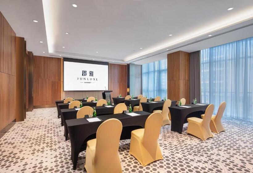 ホテル Junluxe Guangzhou Baiyun Oversea Buyers Registration Counter And Free Shuttle Bus During Canton Fa