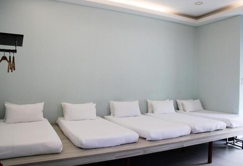 فندق Happy Valley Eco Farm