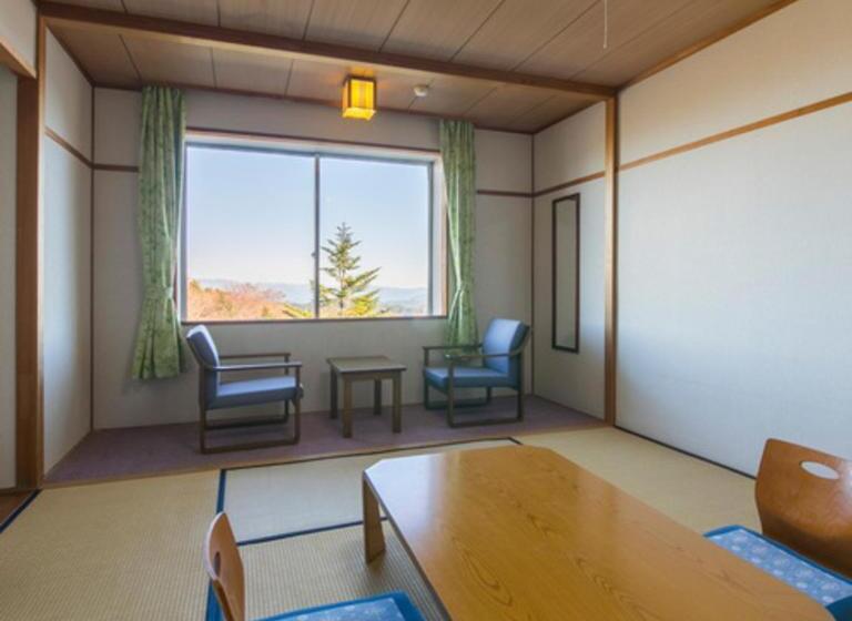 בית מלון כפרי Kyukamura Chausuyama Kogen