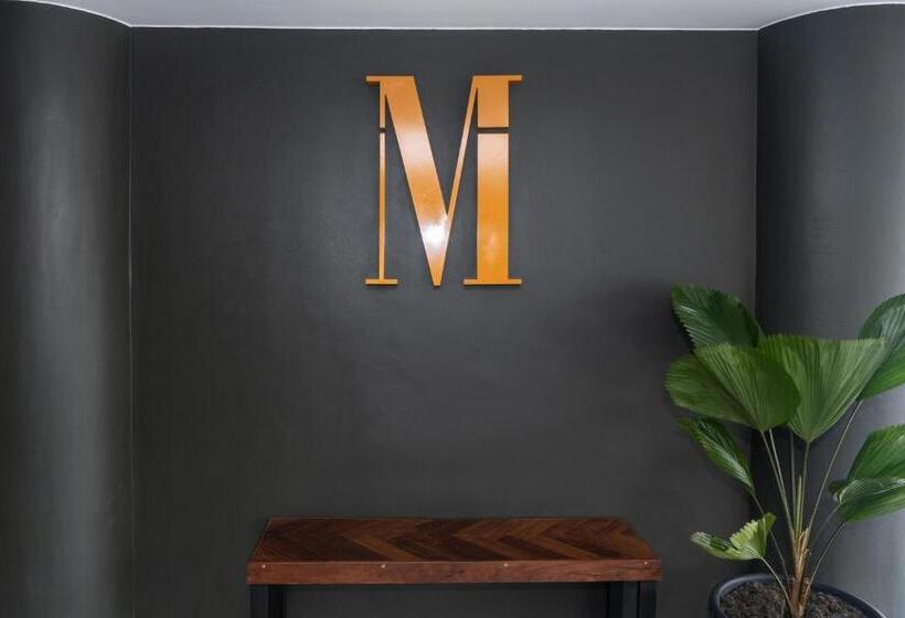 בית מלון כפרי Monocolo Boutique