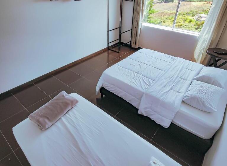 Отель Ocaso Marinilla