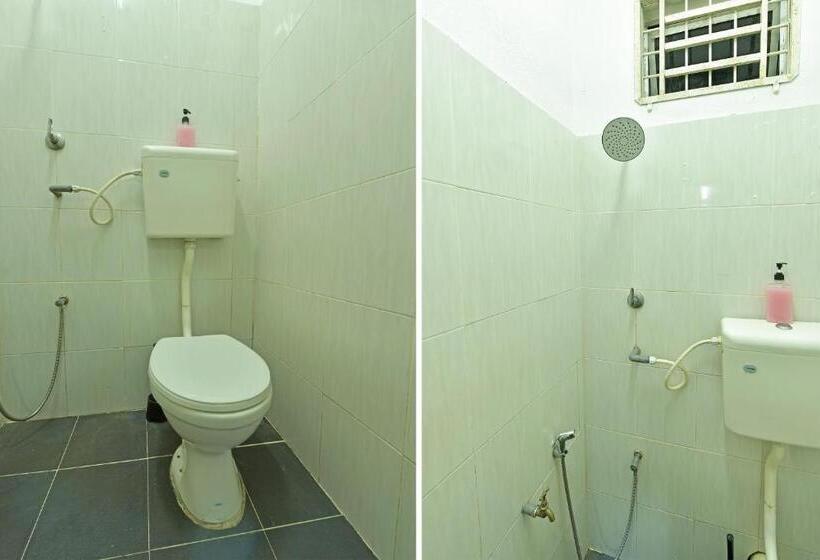 Отель Oyo Home 90692 Tok Babah Village Homestay