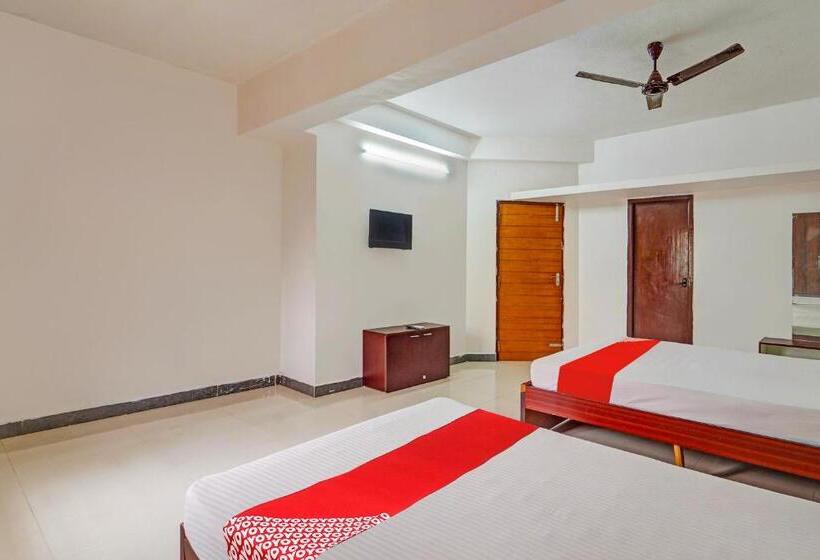 هتل Oyo Shree Balaji Residency