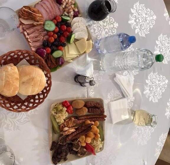 酒店 Pensiunea Veselia