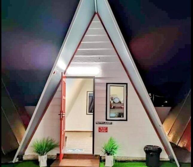 ホテル Red Triangle Cottage Roomstay