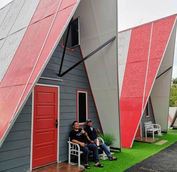 ホテル Red Triangle Cottage Roomstay