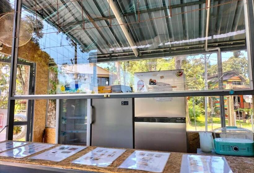 Отель Resort D Rumah Bonda River View Kuala Kangsar