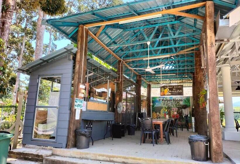 Отель Resort D Rumah Bonda River View Kuala Kangsar