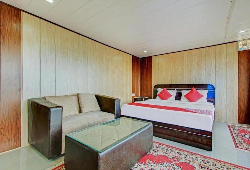 Отель Rmbs Resort Pvt Ltd