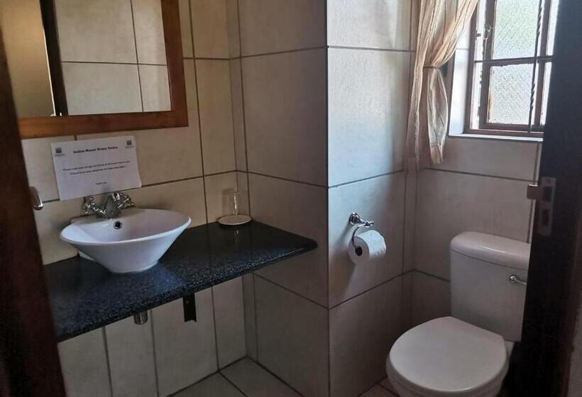 בית מלון כפרי Sanloo Manor Guesthouse