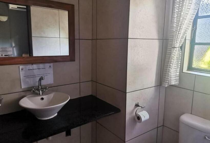 בית מלון כפרי Sanloo Manor Guesthouse