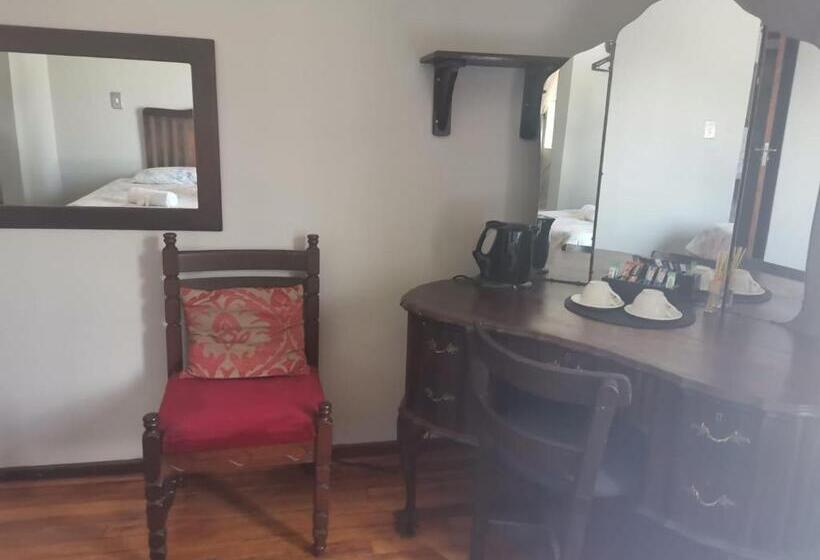 בית מלון כפרי Sanloo Manor Guesthouse