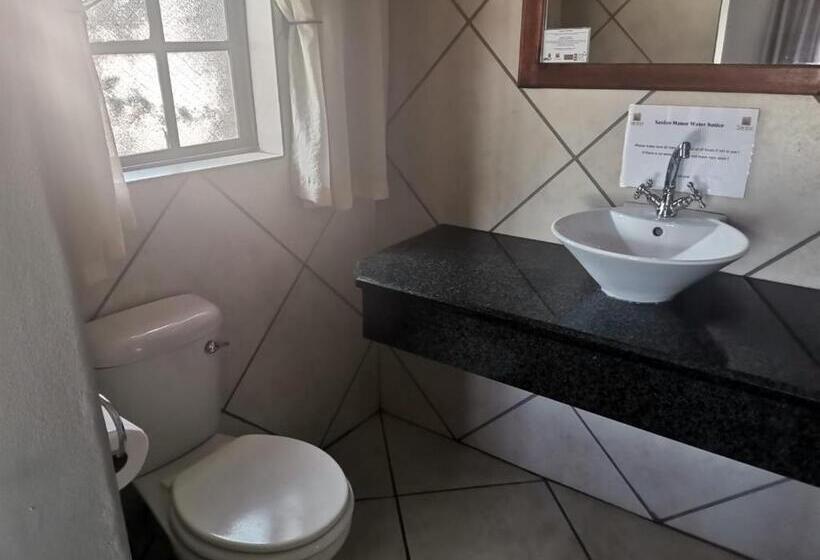 בית מלון כפרי Sanloo Manor Guesthouse