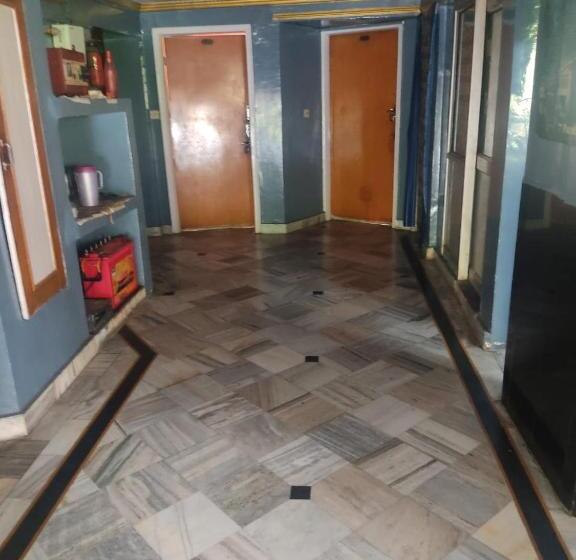 ホテル Shubam Banquet & Restaurant By Wb Inn