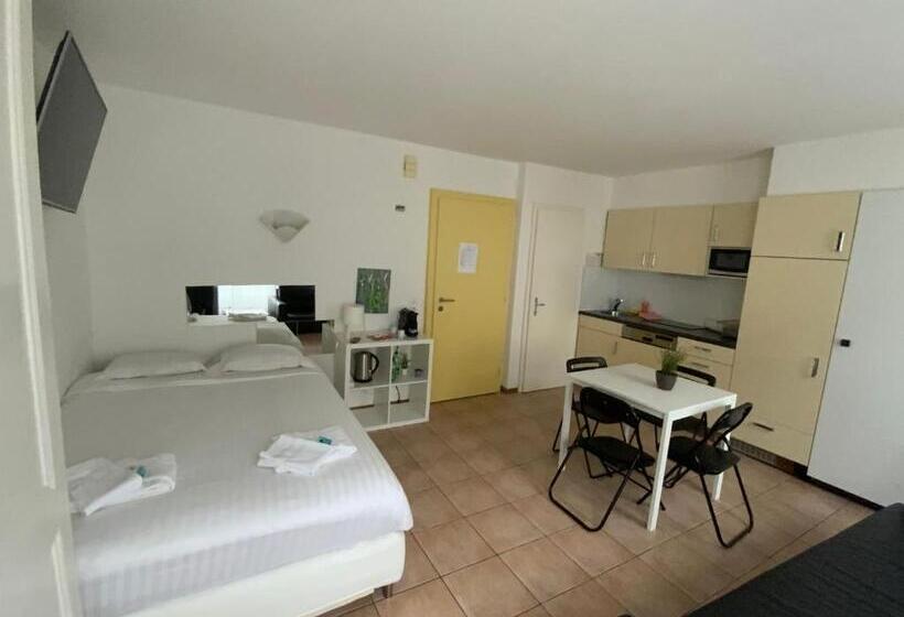 ホテル Superbe Duplex Vue Château Et Lac