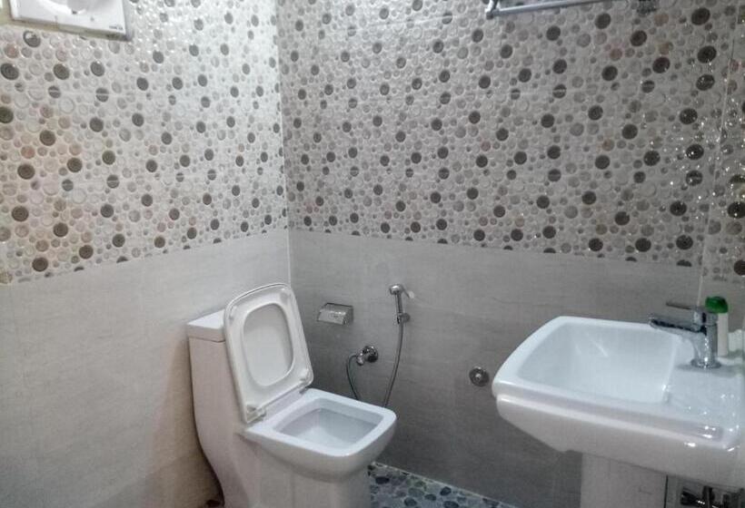 בית מלון כפרי Suruchi