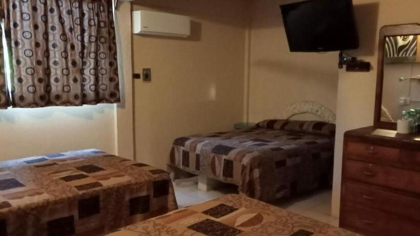 호텔 Y Balneario Playa San Pablo