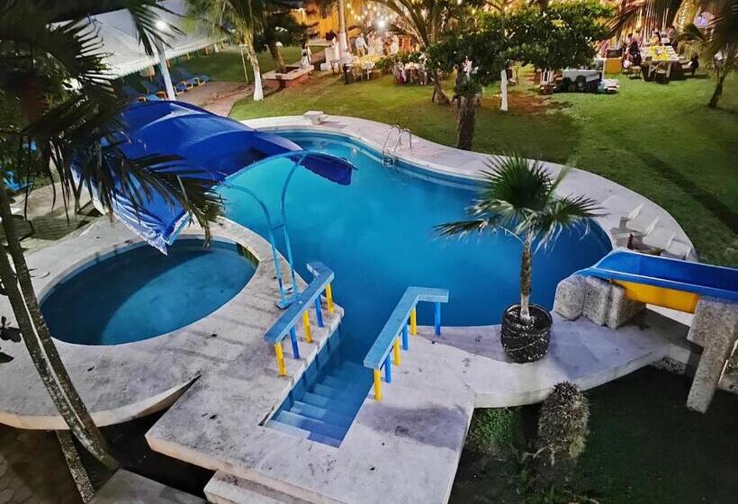 호텔 Y Balneario Playa San Pablo