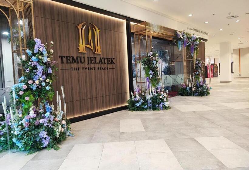 Kuala Lumpur Datum Jelatek   Klcc View   Infont Lrt And 5 Minutes To Klcc  Near By Gleneagles