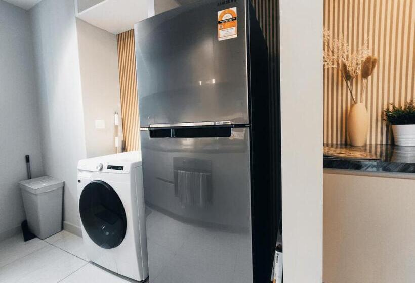 Kuala Lumpur Datum Jelatek   Klcc View   Infont Lrt And 5 Minutes To Klcc  Near By Gleneagles