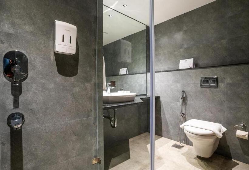 Lilac Hotel Guruvayur