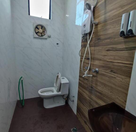 Mann Maju Inn & Hotel Kuala Berang