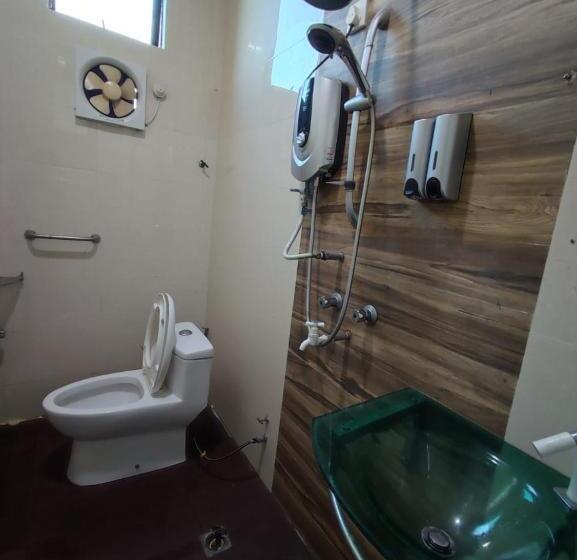 Mann Maju Inn & Hotel Kuala Berang