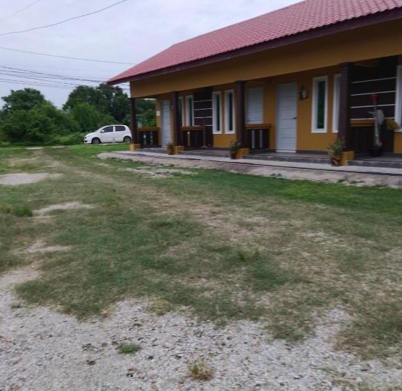 모텔 Alza Budgetstay