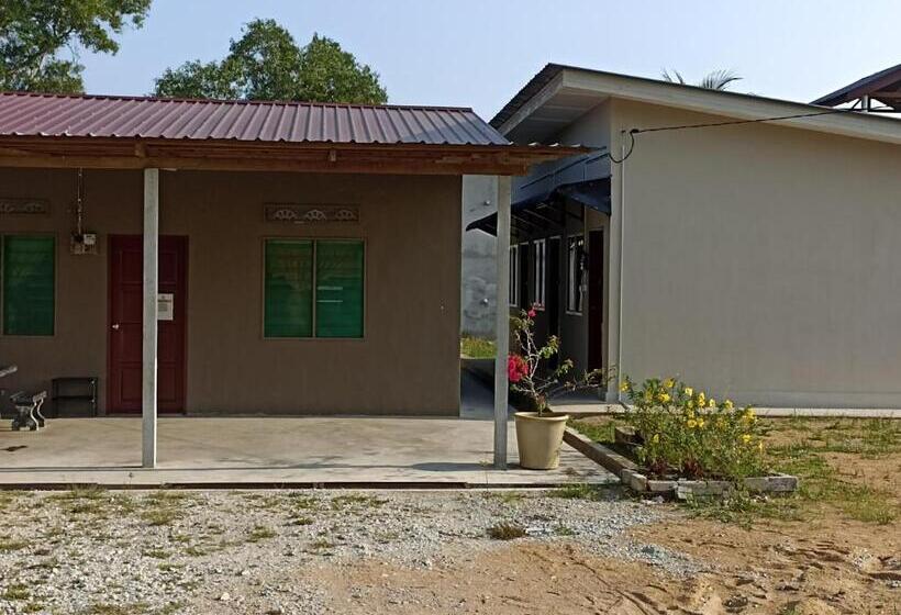 모텔 Depulauserai Roomstays