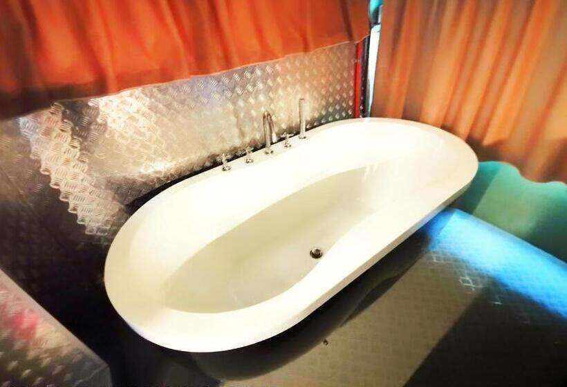 Pangkor Bus Resort By Besla