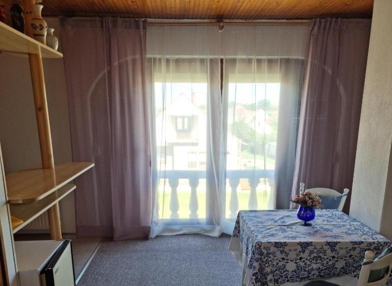 פנסיון Apartment