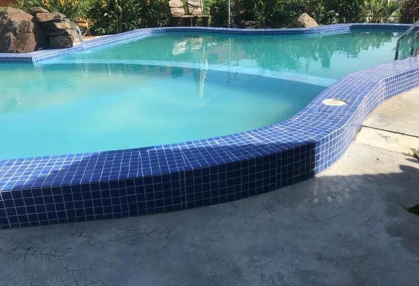 펜션 Baiduri S Place