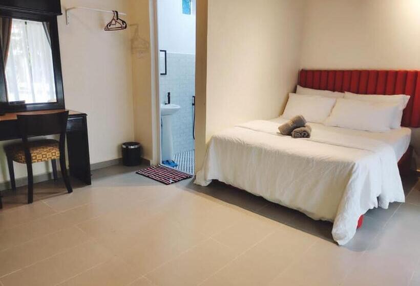 Pensjonat Chalet Kampung Yan