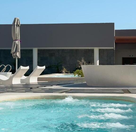 پانسیون Apec Mandala Cdt Resort