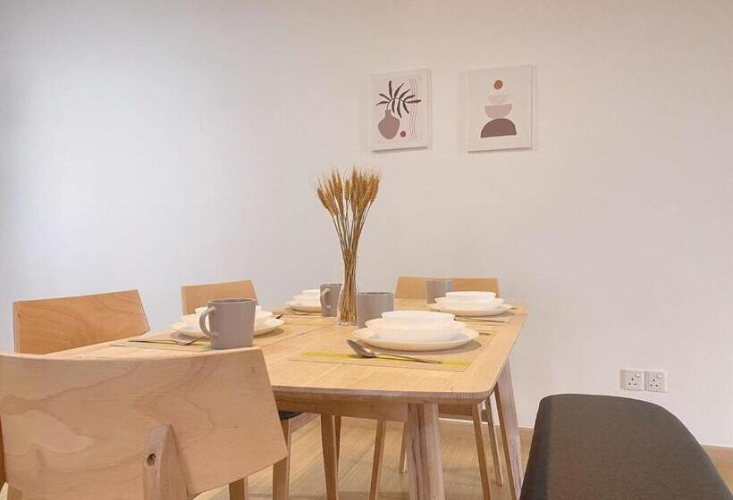 ペンション D Sara Sentral Sovo