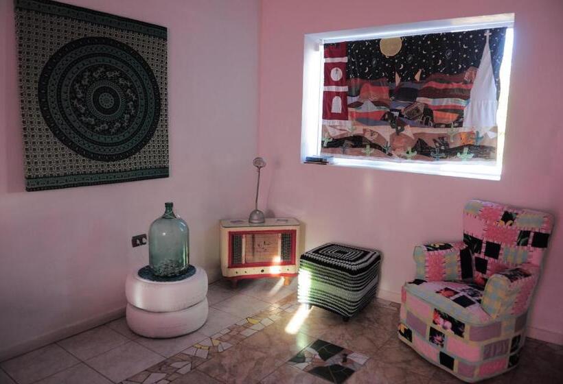 بنسيون Estudio Los Mosaicos