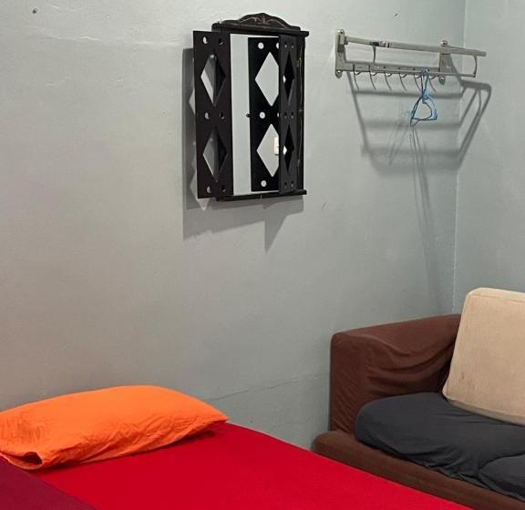 ペンション Hj Hassan Guest House  Studio Unit