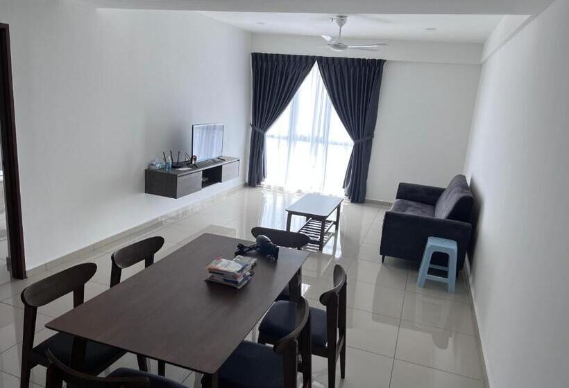 פנסיון Menara Sentral At Juru Sentral