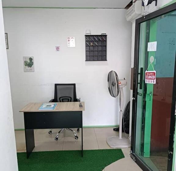 بنسيون Oyo Home 90723 Green Leaf Guest Lodge Kk