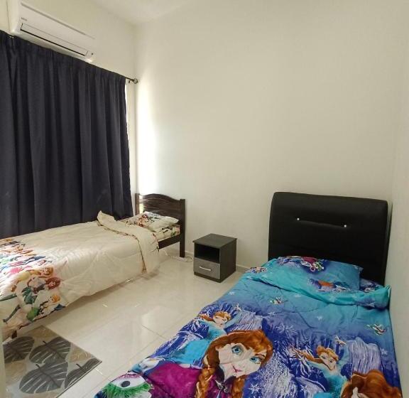 ペンション Pro Qaseh Room Stay , Darulaman Lake Home