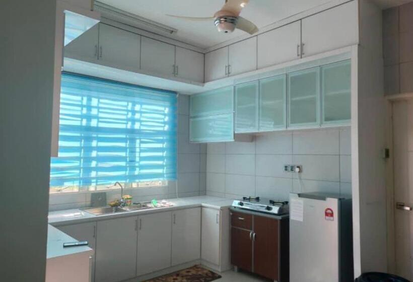 ペンション Pro Qaseh Room Stay , Darulaman Lake Home