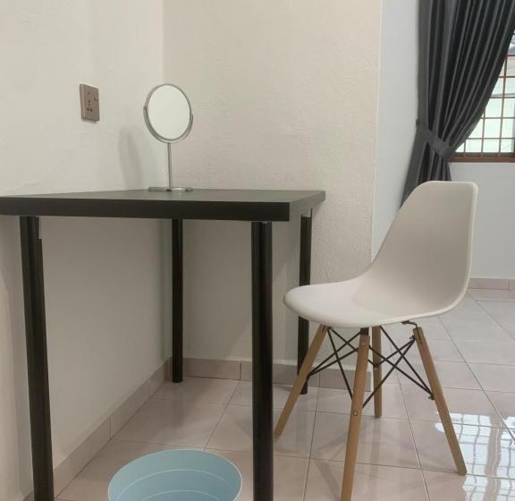 膳宿费 Queen Room Semi Attached Bathroom Bukit Mertajam Alma Impian