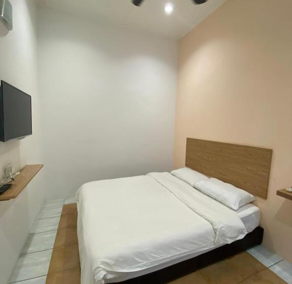 Пансион Raintown Inn Taiping